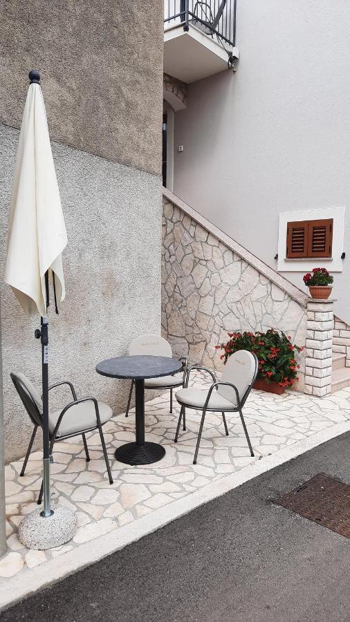 Apartmani Muzic Orlec Exterior foto